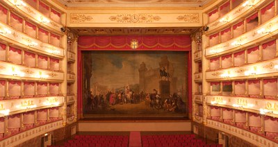 Teatro Comunale PAVAROTTI - FRENI