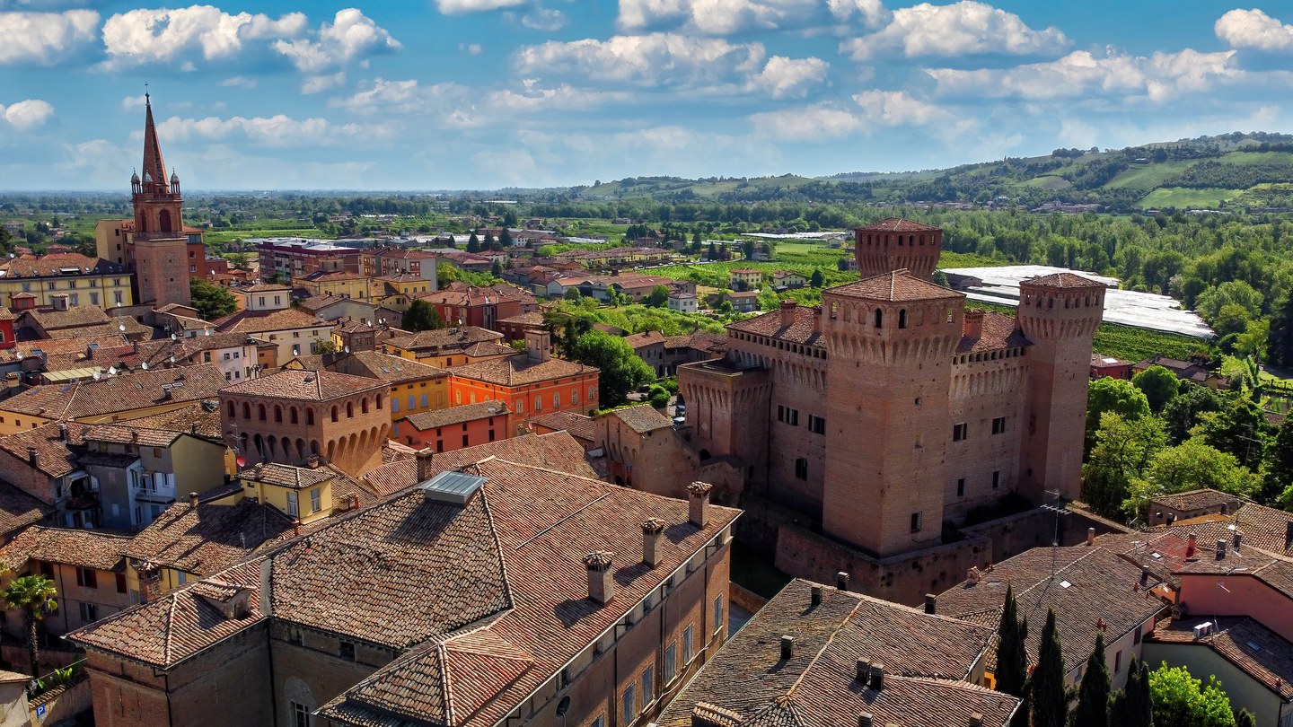 Five Storybook Castles to Visit When You’re in Modena