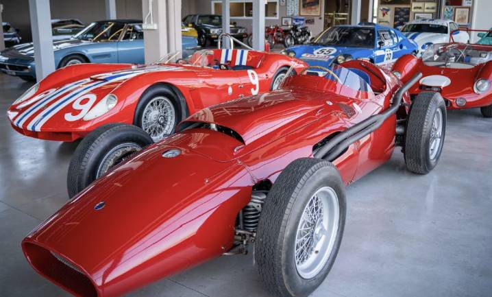 Ingresso alla Collezione Maserati Umberto Panini APS - Modena