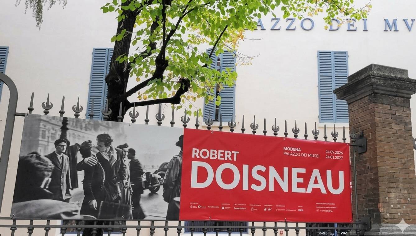 Oltre il bacio: visita guidata tra le storie gli scatti di Robert Doisneau
