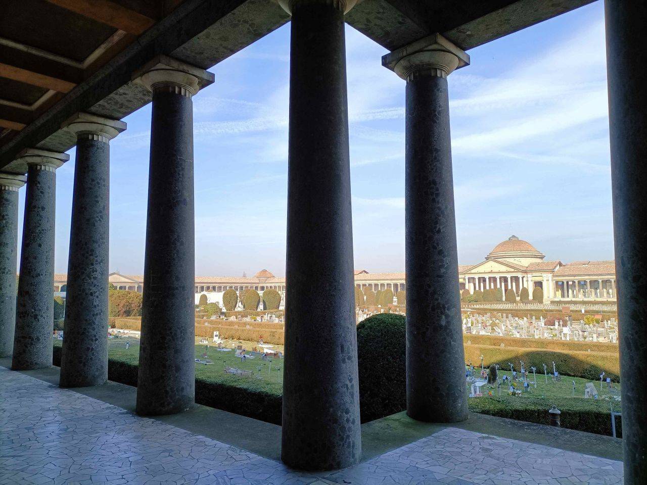Visita al cimitero di S. Cataldo
