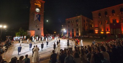 Dama Vivente (Castelvetro)