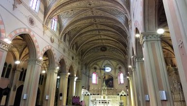 San Francesco - interno.jpg