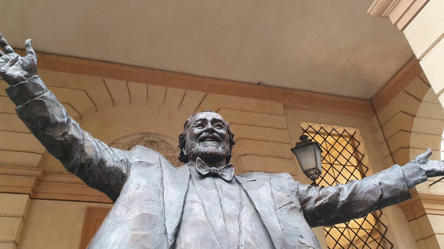 Prima giornata: nei luoghi che hanno fatto da cornice alla vita e carriera del grande Maestro