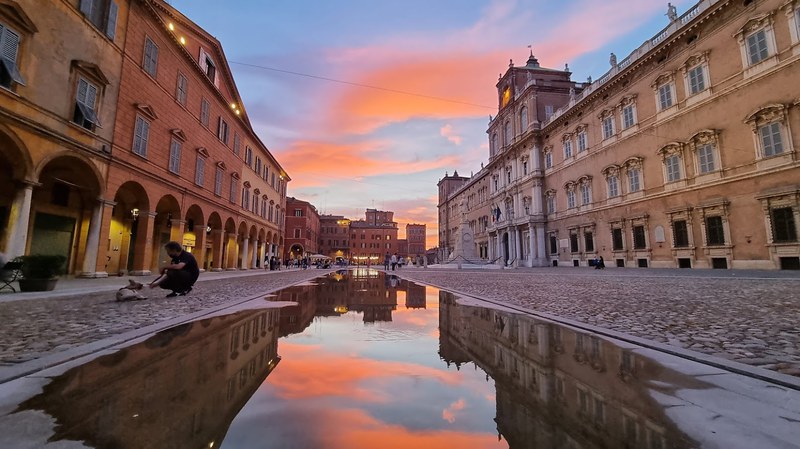 Piazza Roma e gli specchi d'acqua