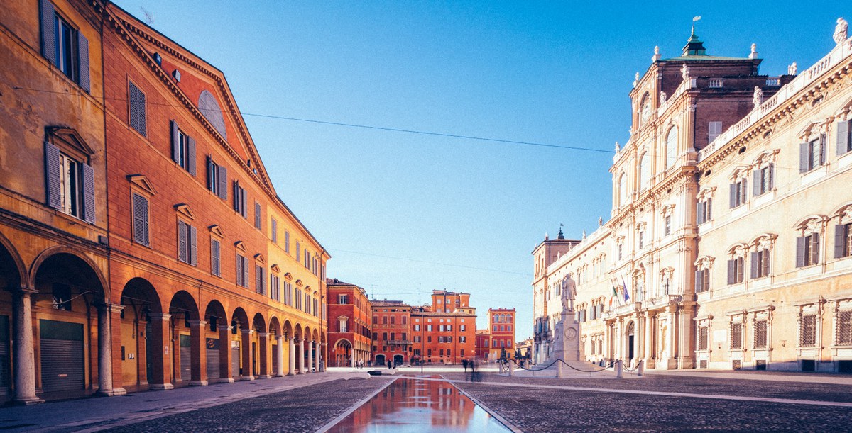 Piazza Roma e gli specchi d'acqua
