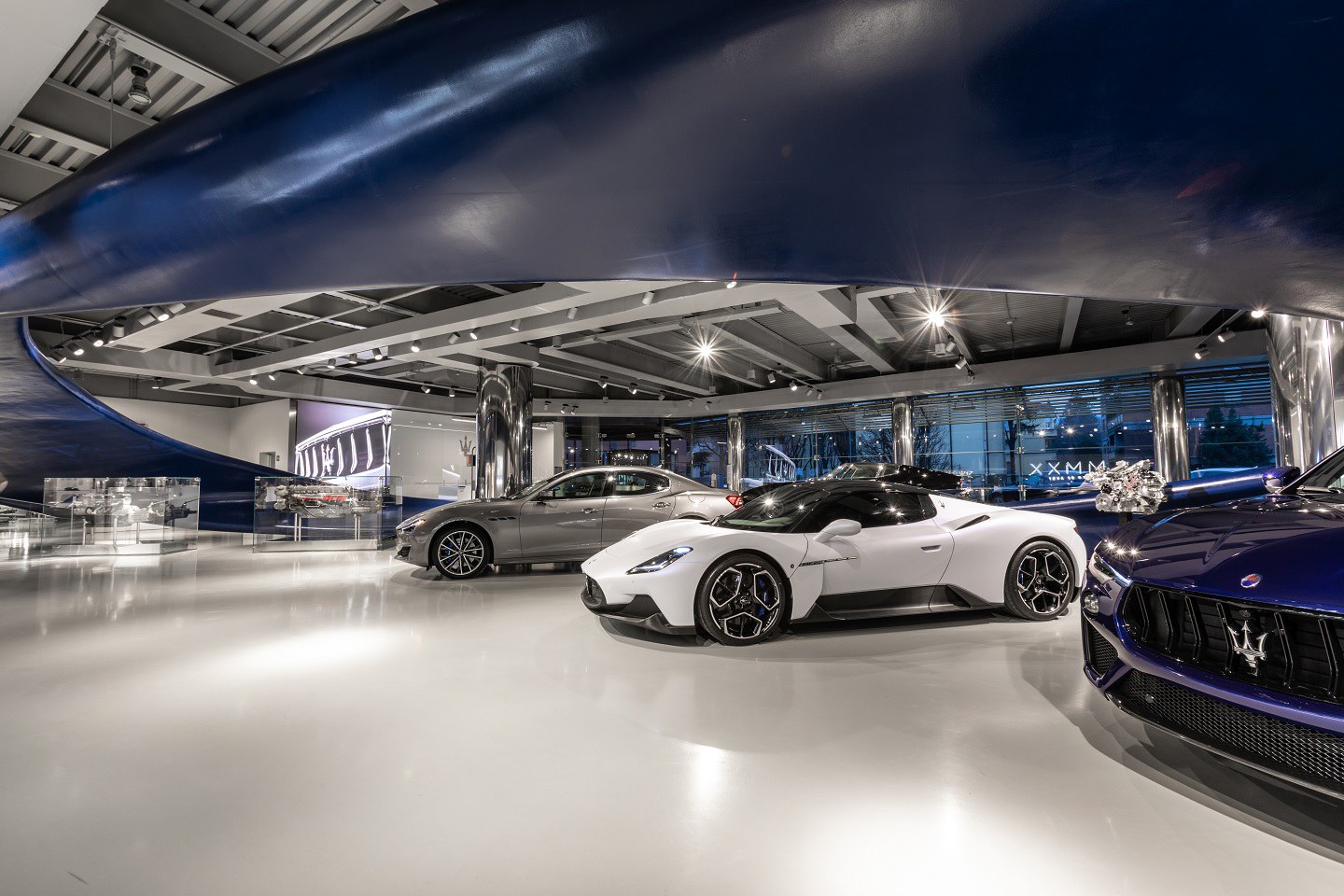 Maserati - fabbrica e showroom a Modena